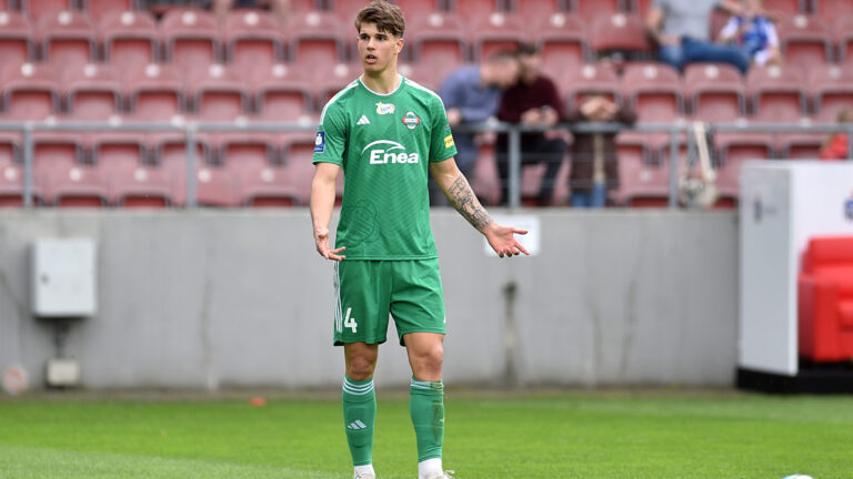 2024.04.01 Krakow
Pilka nozna, PKO BP Ekstraklasa, sezon 2023/2024
Puszcza Niepolomice - Radomiak Radom
N/z Luka Vuskovic
Foto Krzysztof Porebski / PressFocus

2024.04.01 Krakow
Football, Polish top league - first level, 2023/24 season
Puszcza Niepolomice - Radomiak Radom
Luka Vuskovic
Credit: Krzysztof Porebski / PressFocus