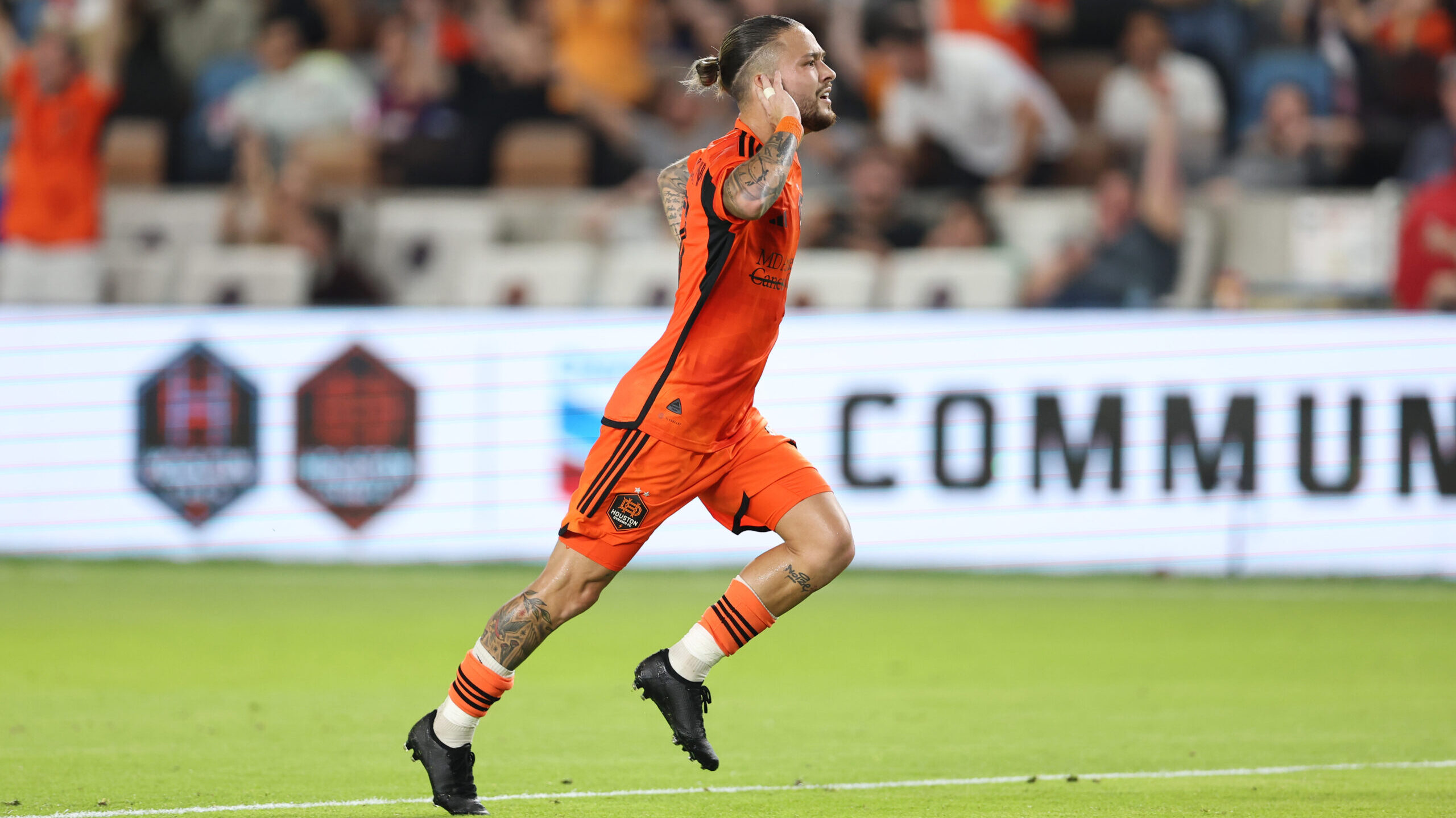 May 29, 2024; Houston, Texas, USA; Houston Dynamo FC midfielder Sebastian Kowalczyk (27) celebrates after scoring a goal against the Colorado Rapids in the second half at Shell Energy Stadium. Mandatory Credit: Troy Taormina-USA TODAY Sports/Sipa USA
2024.05.29 Houston
pilka nozna amerykanska liga MLS
MLS: Colorado Rapids at Houston Dynamo FC
Foto Troy Taormina-USA TODAY Sports/SIPA USA/PressFocus

!!! POLAND ONLY !!!