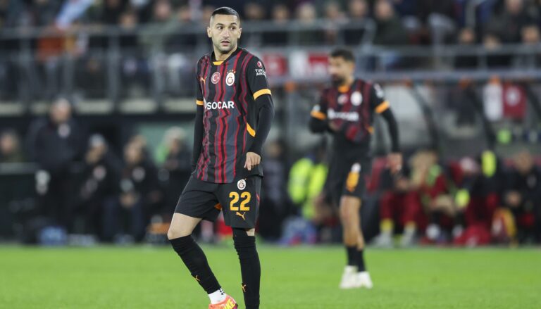 ALKMAAR, 28-11-2024, AFAS Stadium, UEFA Europa League, season 2024 / 2025. Match between AZ - Galatasaray. Galatasaray player Hakim Ziyech (Photo by Pro Shots/Sipa USA)
2024.11.28 Alkmaar
pilka nozna liga Europy
AZ Alkmaar - Galatasaray Stambul
Foto Pro Shots Photo Agency/SIPA USA/PressFocus

!!! POLAND ONLY !!!
