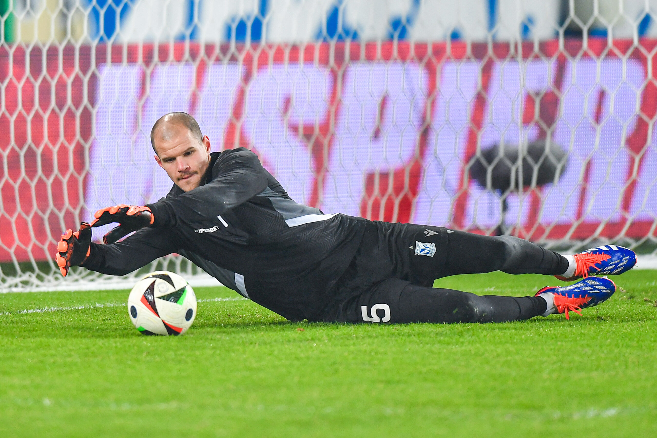 2024.12.06 Zabrze
Pilka nozna PKO BP Ekstraklasa Sezon 2024/2025
Gornik Zabrze - Lech Poznan
N/z Filip Bednarek
Foto Marcin Bulanda / PressFocus

2024.12.06 Zabrze
Football Polish PKO BP Ekstraklasa League Season 2024/2025
Gornik Zabrze - Lech Poznan
Filip Bednarek
Credit: Marcin Bulanda / PressFocus