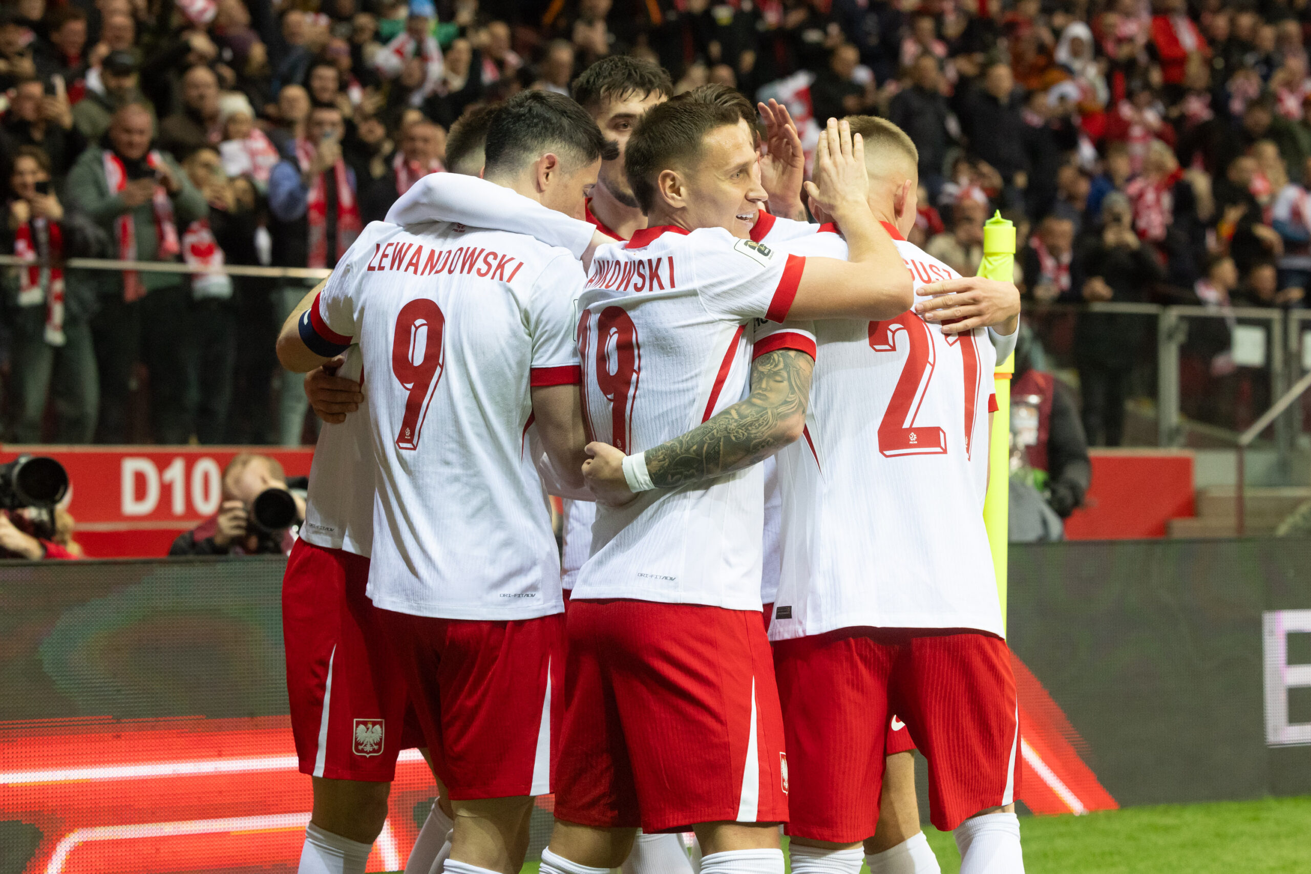 2025.03.21 Warszawa
pilka nozna Kwalifikacje Mistrzostw Swiata 2026
Polska - Litwa
N/z Robert Lewandowski, Przemyslaw Frankowski, Mateusz Bogusz, Krzysztof Piatek radosc gol
Foto Marcin Karczewski / PressFocus

2025.03.21 Warsaw
Football - World Cup 2026 Qualifying round
Poland - Lithuania
Robert Lewandowski, Przemyslaw Frankowski, Mateusz Bogusz, Krzysztof Piatek radosc gol
Credit: Marcin Karczewski / PressFocus