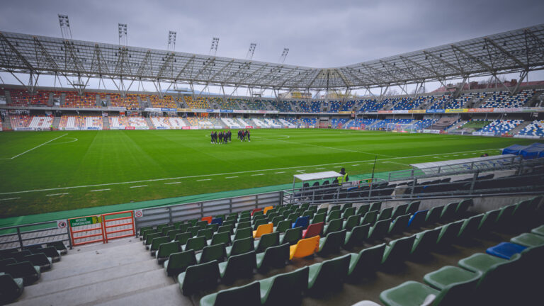 11.04.2025 Bielsko Biala  
Pilka nozna,
Betclic 2 liga sezon 2024/2025,
Podbeskidzie Bielsko Biala - Chojniczanka Chojnice 
n/z Stadion Podbeskidzia Bielsko Biala 
foto Krzysztof Dzierzawa / PressFocus
11.04.2025 Bielsko Biala
Football,
second division season 2024/2025 ,
Podbeskidzie Bielsko Biala - Chojniczanka Chojnice 
n/z Stadion Podbeskidzia Bielsko Biala 
foto Krzysztof Dzierzawa / PressFocus