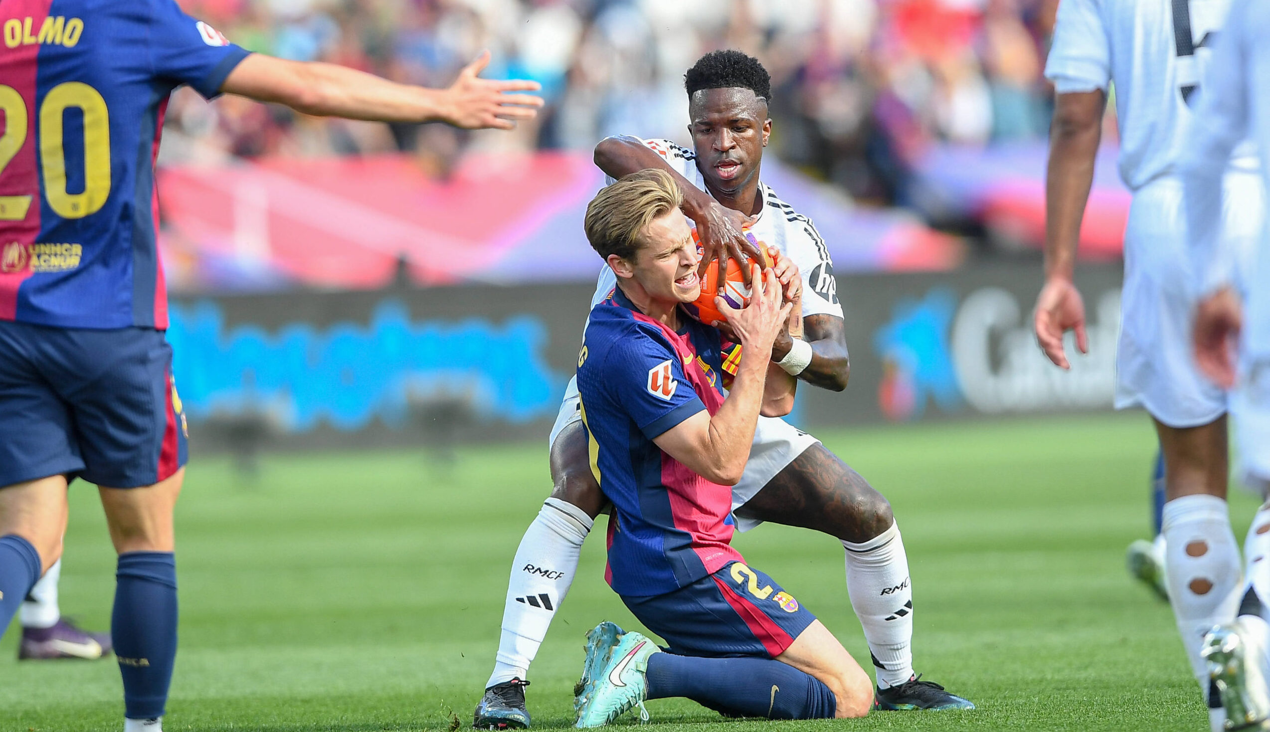 FC Barcelona, Barca v REAL MADRID OLIMPIC STADIUM LLUIS COMPANYS. MONTJUIC,BARCELONA. May 11, 2025 FC BARCELONA vs REAL MADRID May 11 ,2025 Frenkie de Jong 21 of FC Barcelona vies with Vinicius Jr 7 of Real Madrid during the match between FC Barcelona and Real Madrid corresponding to the thirty five day of La Liga EA Sports at at Olimpic Stadium Lluis Companys of Montjuic in Barcelona, Spain. Barcelona ESP Copyright: xS.xRosx
2025.05.11 Barcelona
pilka nozna , liga hiszpanska
FC Barcelona - Real Madryt
Foto IMAGO/PressFocus

!!! POLAND ONLY !!!