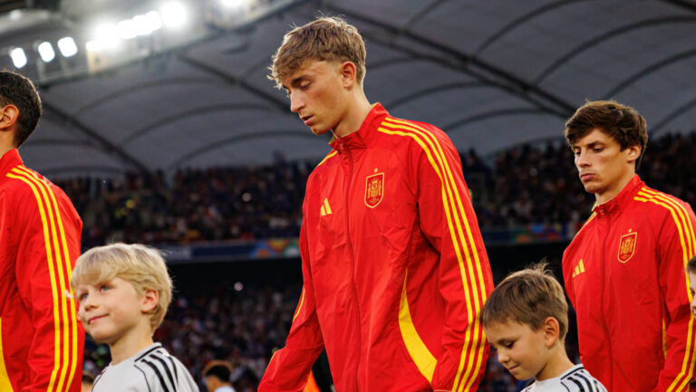 Dean Huijsen seen during UEFA Nations League 2025 semifinal game between national teams of Spain and France Maciej Rogowski Stuttgart MHP Arena Germany Copyright: xMaciejxRogowskix spainvsfrance2425-065
2025.06.05 Stuttgart
pilka nozna , liga narodow
Hiszpania - Francja
Foto IMAGO/PressFocus

!!! POLAND ONLY !!!