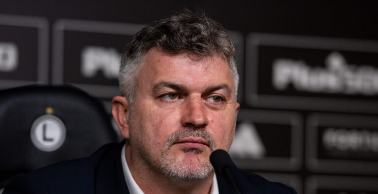 2025.06.16 Warszawa Pilka nozna , Ekstraklasa, konferencja prasowa trenera, Legia Warszawa N/z  Michal Zewlakow  Foto Wojciech Dobrzynski / Legionisci.com / PressFocus 
2025.06.16 Warsaw Football , Polish league, press conference Credit: Wojciech Dobrzynski / Legionisci.com / PressFocus