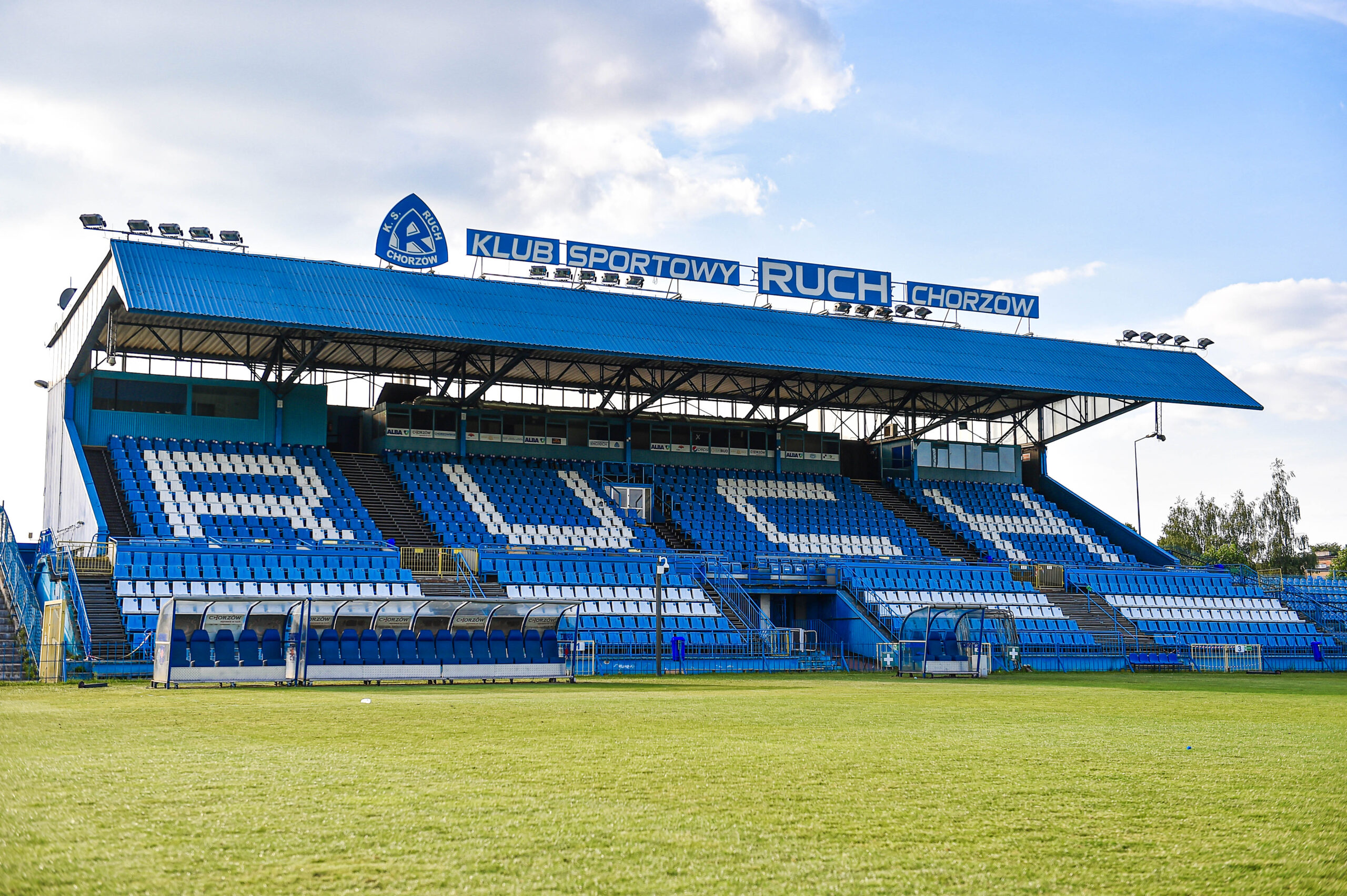 2025.06.17 Chorzow
Pilka nozna Pierwsza Liga Betclic 1 Liga Sezon 2025/2026
Trening druzyny Ruchu Chorzow
N/z stadion, obiekt sportowy, boisko, trybuna, trybuna glowna, kryta, Cicha 6, stadion miejski przy ulicy Cichej 6 w Chorzowie, Chorzow, stadion Ruchu, Niebiescy
Foto Marcin Bulanda / PressFocus

2025.06.17 Chorzow
Football Polish Betclic First I League Season 2025/2026
Trening druzyny Ruchu Chorzow
stadion, obiekt sportowy, boisko, trybuna, trybuna glowna, kryta, Cicha 6, stadion miejski przy ulicy Cichej 6 w Chorzowie, Chorzow, stadion Ruchu, Niebiescy
Credit: Marcin Bulanda / PressFocus