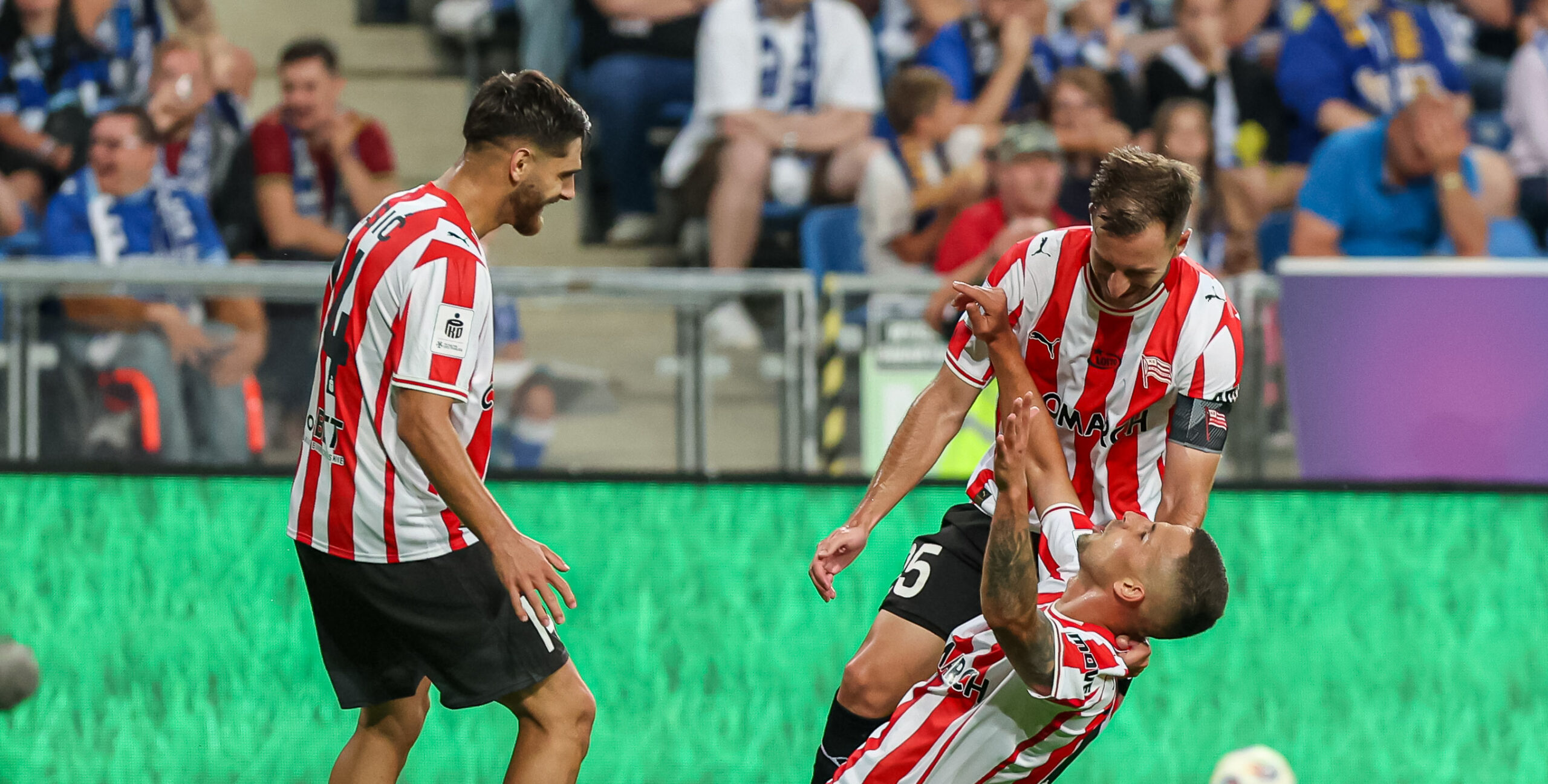 2025.07.18 Poznan
Pilka nozna Ekstraklasa sezon 2025/2026
Lech Poznan - Cracovia
N/z Martin Minczew gol radosc bramka Ajdin Hasic Otar Kakabadze
Foto Pawel Jaskolka / PressFocus

2025.07.18 Poznan
Football Polish Ekstraklasa season 2024/2025
Lech Poznan - Cracovia
Credit: Pawel Jaskolka / PressFocus