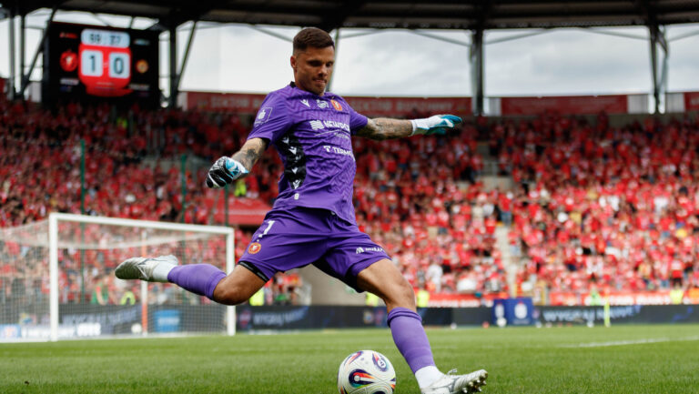 2025.07.19 Lodz
Pilka nozna PKO Ekstraklasa sezon 2024/2025
Widzew Lodz - KGHM Zaglebie Lubin
N/z Rafal Gikiewicz
Foto Tomasz Folta / PressFocus

2025.07.19 Lodz
Football PKO Ekstraklasa season 2024/2025
Widzew Lodz - KGHM Zaglebie Lubin
Rafal Gikiewicz
Credit: Tomasz Folta / PressFocus