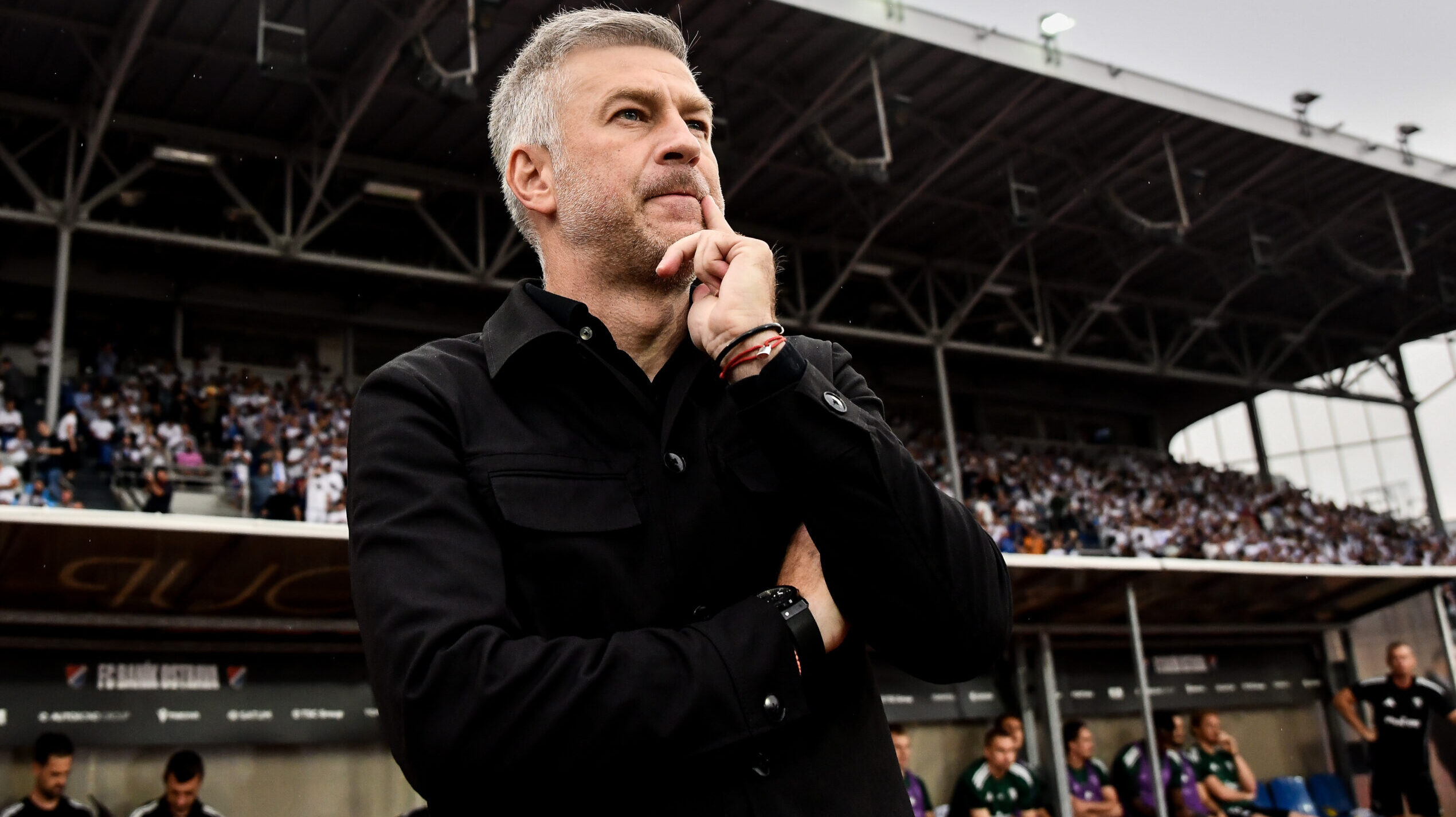 2025.07.24 Ostrawa
Pilka nozna Liga Europy UEFA sezon 2025/26 II runda kwalifikacyjna
Banik Ostrawa - Legia Warszawa
N/z Edward Iordanescu
Foto Mateusz Sobczak / PressFocus

2025.07.24 Ostrava
Football UEFA Europa League 2025/26 season second qualifying round
Banik Ostrava - Legia Warsaw
Edward Iordanescu
Credit: Mateusz Sobczak / PressFocus