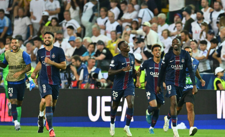 Warren Zaire-Emery of Paris Saint-Germain F.C., Desire Doue of Paris Saint-Germain F.C. and Nuno Mendes of Paris Saint-Germain F.C. celebrate the victory of the UEFA Super Cup 2025 match between Paris Saint-Germain F.C. and Tottenham Hotspur F.C. at Friuli Stadium on August 13, 2025 in Udine, Italy.-/ ipa-agency.net - //IPAPRESSITALY_IPA_Agency_IPA62299356/Credit:/IPA/SIPA/2508140833

14.08.2025 Udine
pilka nozna UEFA Super Cup
Paris Saint-Germain - Tottenham Hotspur
Foto /IPA/SIPA / Sipa / PressFocus 
POLAND ONLY!!