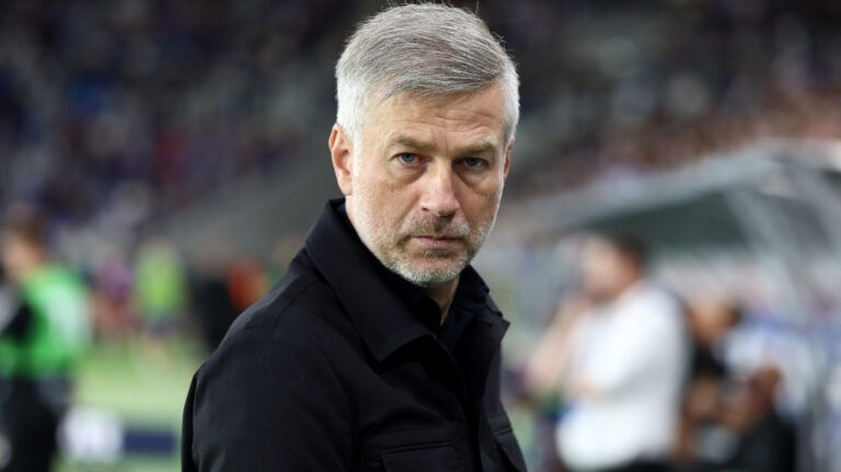 2025.08.17 Plock
Pilka nozna PKO Ekstraklasa 2025/2026 
Wisla Plock - Legia Warszawa
N/z Edward Iordanescu
Foto Artur Kraszewski / PressFocus 

2025.08.17 Plock
Football Polish PKO Ekstraklasa Season 2025/2026 
Wisla Plock - Legia Warszawa
Edward Iordanescu
Credit: Artur Kraszewski / PressFocus