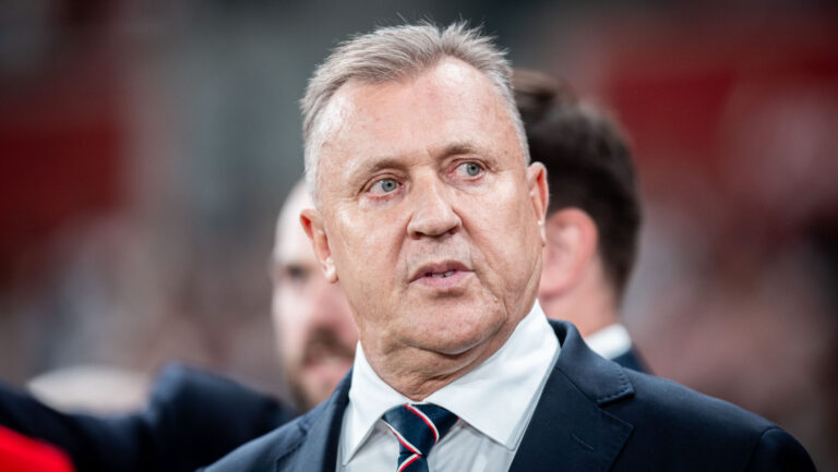 2025.09.07 Chorzow
pilka nozna Kwalifikacje Mistrzostw Swiata 2026, Stadion Slaski, Chorzow
Polska - Finlandia
N/z Cezary Kulesza
Foto Mateusz Porzucek PressFocus

2025.09.07 Chorzow
Football - FIFA World Cup 2026 Qualifying round
Poland - Finland
Polska - Finlandia
Cezary Kulesza
Credit: Mateusz Porzucek PressFocus