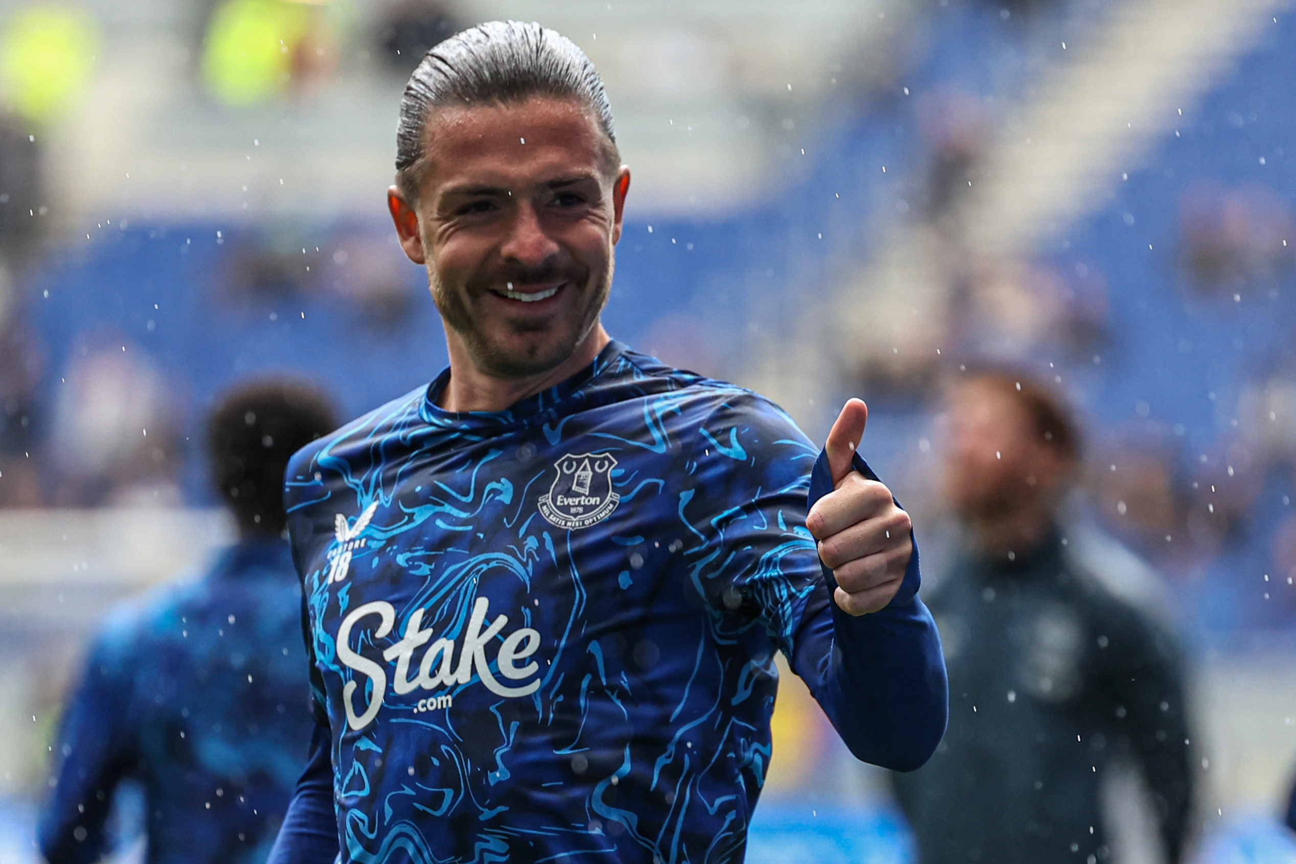 Jack Grealish of Everton warming up and gives a smile and thumbs up to fans ahead of the Premier League match Everton vs Aston Villa at Hill Dickinson Stadium, Liverpool, United Kingdom, 13th September 2025

(Photo by Mark Cosgrove/News Images) in Liverpool, United Kingdom on 9/13/2025. (Photo by Mark Cosgrove/News Images/Sipa USA)
2025.09.13 Liverpool
pilka nozna liga angielska
Everton - Aston Villa
Foto News Images/SIPA USA/PressFocus

!!! POLAND ONLY !!!