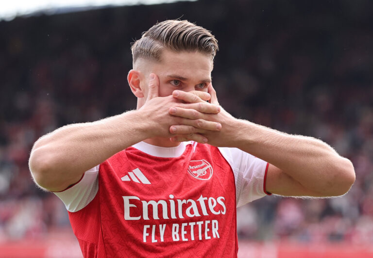 London, England, 13th September 2025. Viktor Gyokeres of Arsenal celebrates the second goal during the Arsenal vs Nottingham Forest Premier League match at the Emirates Stadium, London. Picture credit should read: David Klein / Sportimage EDITORIAL USE ONLY. No use with unauthorised audio, video, data, fixture lists, club/league logos or live services. Online in-match use limited to 120 images, no video emulation. No use in betting, games or single club/league/player publications. SPI_054_DK_Arsenal_Forest SPI-4131-0050
2025.09.13 Londyn
pilka nozna , liga angielska
Arsenal Londyn - Nottingham Forest
Foto IMAGO/PressFocus

!!! POLAND ONLY !!!