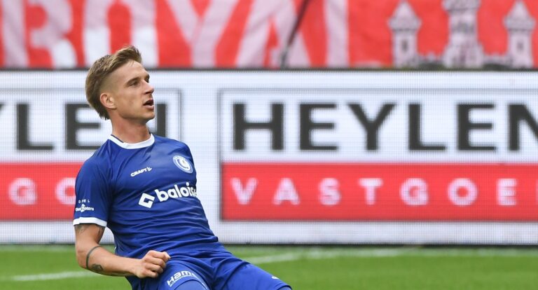 Gent&#039;s Michal Skoras celebrates after scoring during a soccer match between Royal Antwerp FC and KAA Gent, Sunday 14 September 2025 in Antwerp, on day 7 of the 2025-2026 &#039;Jupiler Pro League&#039; first division of the Belgian championship. BELGA PHOTO JILL DELSAUX (Photo by JILL DELSAUX/Belga/Sipa USA)
2025.09.14 Antwerpia
pilka nozna liga belgijska
Royal Antwerp FC - KAA Gent
Foto Belga/SIPA USA/PressFocus

!!! POLAND ONLY !!!