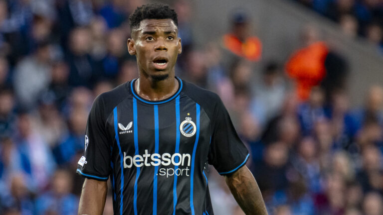 Raphael Onyedika of Club Brugge looks on during the UEFA Champions League 2025/26 League phase matchday 1 between Club Brugge and AS Monaco at the Jan Breydelstadion in Bruges, Belgium on September 18, 2025 (Photo by Andrew SURMA/ SIPA USA).
2025.09.19 Brugia
pilka nozna liga mistrzow
Club Brugge - AS Monaco
Foto Andrew Surma/SIPA USA/PressFocus

!!! POLAND ONLY !!!