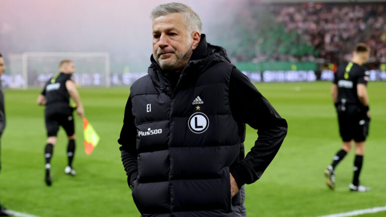 2025.09.25 Warszawa
Pilka nozna PKO Ekstraklasa sezon 2025/2026 
Legia Warszawa - Jagiellonia Bialystok
N/z Edward Iordanescu
Foto Artur Kraszewski / PressFocus

2025.09.25 Warszawa
Football Polish Ekstraklasa Season 2025/2026 
Legia Warszawa - Jagiellonia Bialystok
Edward Iordanescu
Credit: Artur Kraszewski / PressFocus