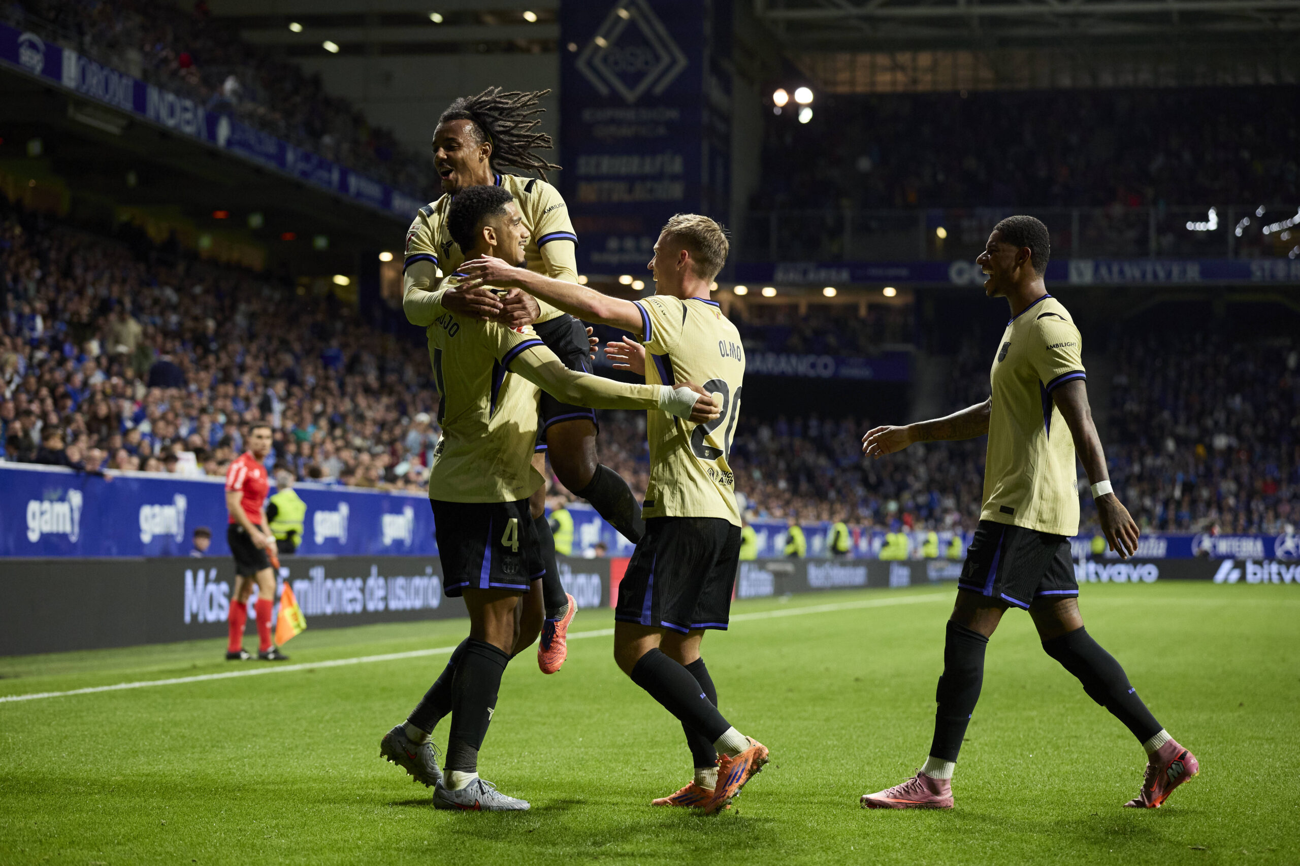 Real Oviedo v FC Barcelona, Barca - LaLiga EA Sports Ronald Araujo of FC Barcelona celebrates after scoring the team s third goal during the LaLiga EA Sports match between Real Oviedo and FC Barcelona at Carlos Tartiere on September 25, 2025, in Oviedo, Spain. Oviedo Carlos Tartiere Asturias Spain RL_ROVvFCB_000273 Copyright: xRicardoxLarreinax
2025.09.25 Oviedo
pilka nozna liga hiszpanska
Real Oviedo - FC Barcelona
Foto IMAGO/PressFocus

!!! POLAND ONLY !!!