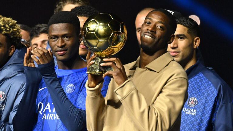 Presentation of the Ballon d Or by Ousmane Dembele, the trophy for the best club by Marquinhos and a tribute to Luis Henrique, voted best coach of the year after the PSG-AJ Auxerre match on the 6th day of Ligue 1 Mc Donald s at the Parc des Princes on 27 September 2025. - 27/09/2025 - France / Ile-de-France region / Paris - PUBLICATIONxNOTxINxFRAxRUS JulienxMattiax/xLexPictorium LePictorium_0315684
2025.09.27 Paryz
pilka nozna , liga francuska
Paris Saint-Germain - AJ Auxerre
Foto IMAGO/PressFocus

!!! POLAND ONLY !!!