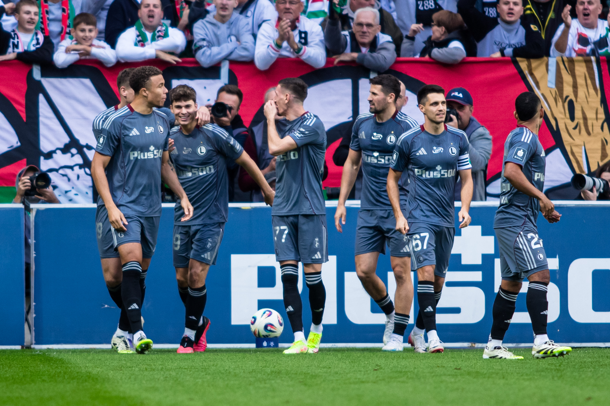 2025.09.28 Warszawa Pilka Nozna PKO Ekstraklasa Sezon 2025/2026 Legia Warszawa - Pogon Szczecin N/z Mileta Rajovic Gol Radosc Foto Dawid Figura / PressFocus

2025.09.28 Warszawa Football Polish Ekstraklasa Season 2025/2026 Legia Warszawa - Pogon Szczecin Mileta Rajovic Gol Radosc Credit: Dawid Figura / PressFocus