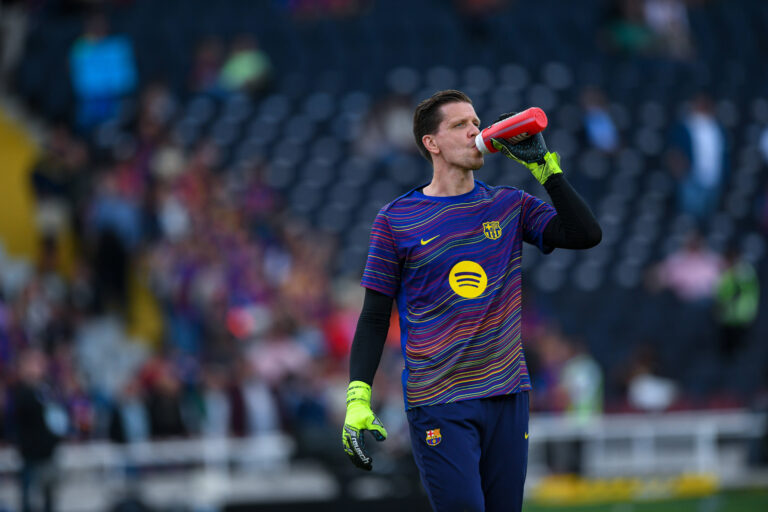 FC Barcelona, Barca v REAL SOCIEDAD OLIMPIC STADIUM LLUIS COMPANYS. MONTJUIC,BARCELONA. September 28, 2025 FC BARCELONA vs REAL SOCIEDAD September 28, ,2025 Wojciech Szczesny 25 goalkeeper of FC Barcelona warming up during the match between FC Barcelona and Real Sociedad corresponding to the seventh day of La Liga EA Sports at at Olimpic Stadium Lluis Companys of Montjuic in Barcelona, Spain. Barcelona ESP Copyright: xS.xRosx
2025.09.28 Barcelona
pilka nozna , liga hiszpanska
FC Barcelona - Real Sociedad San Sebastian
Foto IMAGO/PressFocus

!!! POLAND ONLY !!!