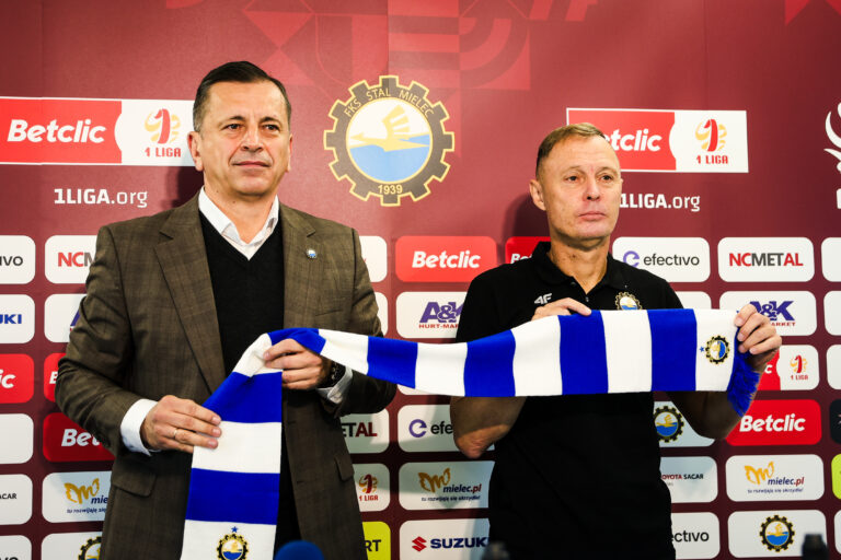 2025.09.30 Mielec
Pilka nozna Betclic 1 Liga Sezon 2025/2026
Ireneusz Mamrot trenerem Stali Mielec
N/z Ireneusz Mamrot Jacek Klimek
Foto Marta Badowska / PressFocus

2025.09.30 Mielec
Football Polish Betclic 1 League 2025/2026
Ireneusz Mamrot Jacek Klimek
Credit: Marta Badowska / PressFocus