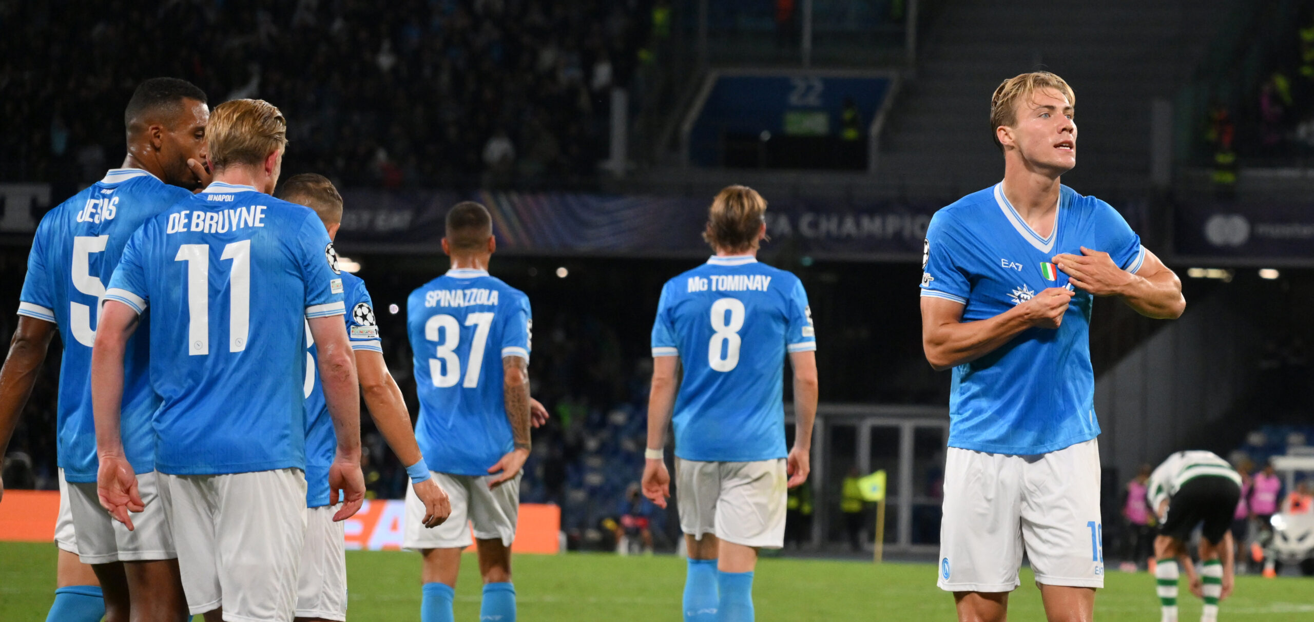 Diego Armando Maradona Stadium, Naples, Italy - Rasmus Hojlund of SSC Napoli celebrates after scoring his goal in the 36th minute for 1-0 during Champions League Football Match,  Napoli vs Sporting CL, 1 October 2025 
(Photo by Roberto Ramaccia/Sipa USA) 
2025.10.01 Neapol
pilka nozna liga mistrzow
SSC Napoli - Sporting Lizbona
Foto Roberto Ramaccia/SIPA USA/PressFocus

!!! POLAND ONLY !!!