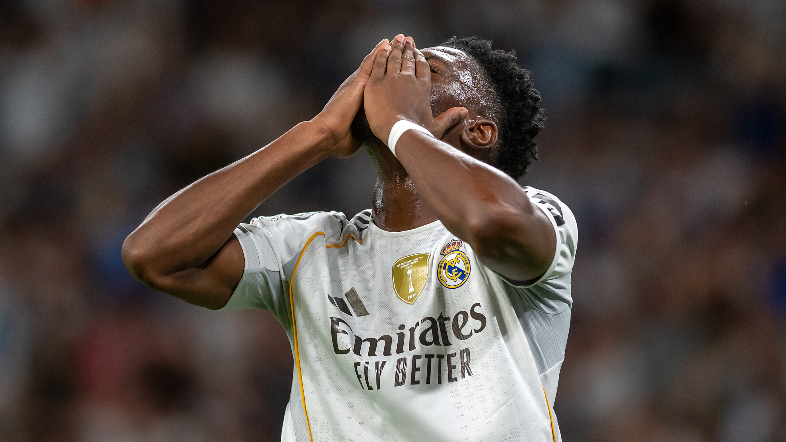 Real Madrid CF’s Vinicius Junior dejected during La Liga match. October 4, 2025. (ALTERPHOTOS/Jorge Ropero)
2025.10.04 Madryt
pilka nozna liga hiszpanska
Real Madryt - Villarreal CF
Foto Alter Photos/SIPA USA/PressFocus

!!! POLAND ONLY !!!