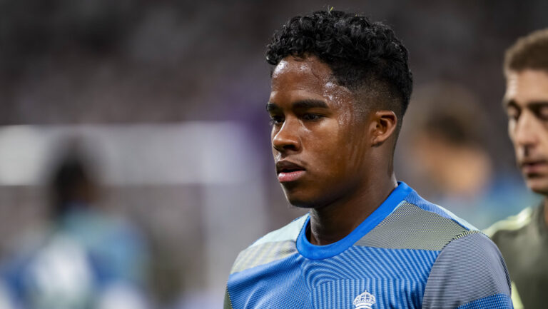 Real Madrid CF and Villarreal CF - LaLiga EA Sports Endrick Felipe of Real Madrid is seen before the LaLiga EA Sports football match between Real Madrid CF and Villarreal CF at Estadio Santiago Bernabeu on October 04, 2025 in Madrid, Spain. Madrid Estadio Santiago Bernabeu Madrid Spain Copyright: xAlbertoxGardinx AGardin_20251004_Foot_Liga_Rea_Mad_Vil_0091
2025.10.04 Madryt
pilka nozna , liga hiszpanska
Real Madryt - Villarreal CF
Foto IMAGO/PressFocus

!!! POLAND ONLY !!!