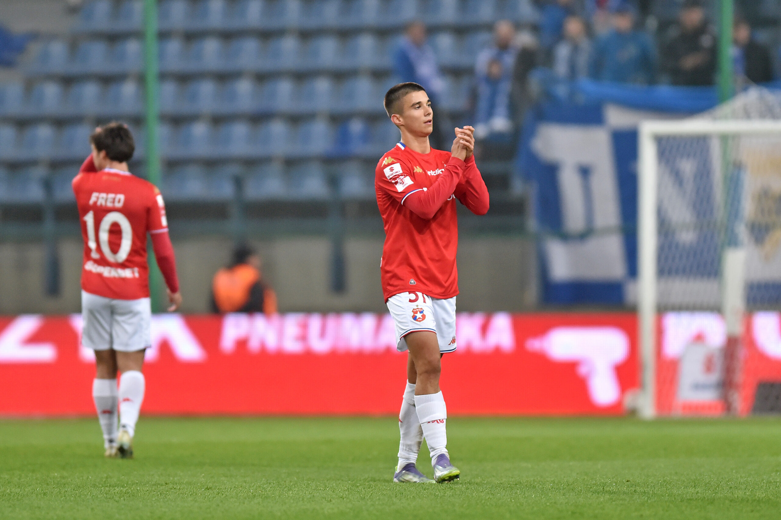 2025.10.05 Krakow
Pilka nozna , Betclic I liga , sezon 2025/26
Wisla Krakow - Ruch Chorzow
N/z Maciej Kuziemka po meczu
Foto Krzysztof Porebski / PressFocus

2025.10.05 Krakow
Football , Polish league, second level , 2025/2026 season
Wisla Krakow - Ruch Chorzow
Maciej Kuziemka po meczu
Credit: Krzysztof Porebski / PressFocus