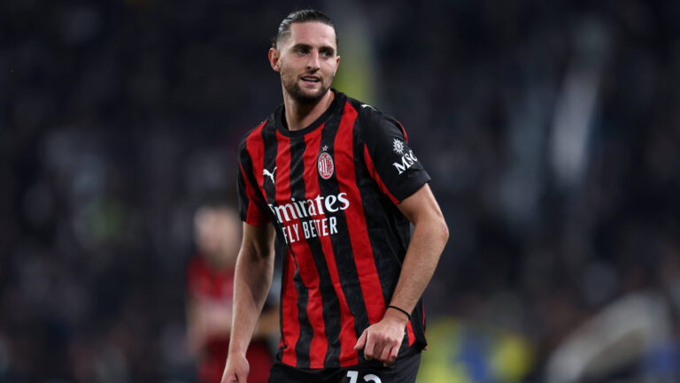Juventus Fc - Ac Milan Adrien Rabiot of Ac Milan looks on during the Serie A match beetween Juventus Fc and Ac Milan at Allianz Stadium on October 5, 2025 in Turin, Italy . Torino Allianz Stadium Italy Copyright: xMarcoxCanonierox
2025.10.05 Turyn
pilka nozna , liga wloska
Juventus Turyn - AC Milan
Foto IMAGO/PressFocus

!!! POLAND ONLY !!!