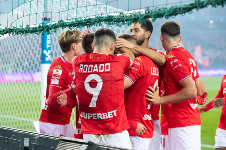 2025.10.05 Krakow
pilka nozna Betclic 1 Liga Sezon 2025/2026 
Wisla Krakow - Ruch Chorzow
N/z bramka radosc zawodnikow
Foto Michal Kedzierski / PressFocus

2025.10.05 Krakow
Football Polish league, second level Season 2025/2026 Wisla Krakow - Ruch Chorzow
bramka radosc zawodnikow
Credit: Michal Kedzierski / PressFocus