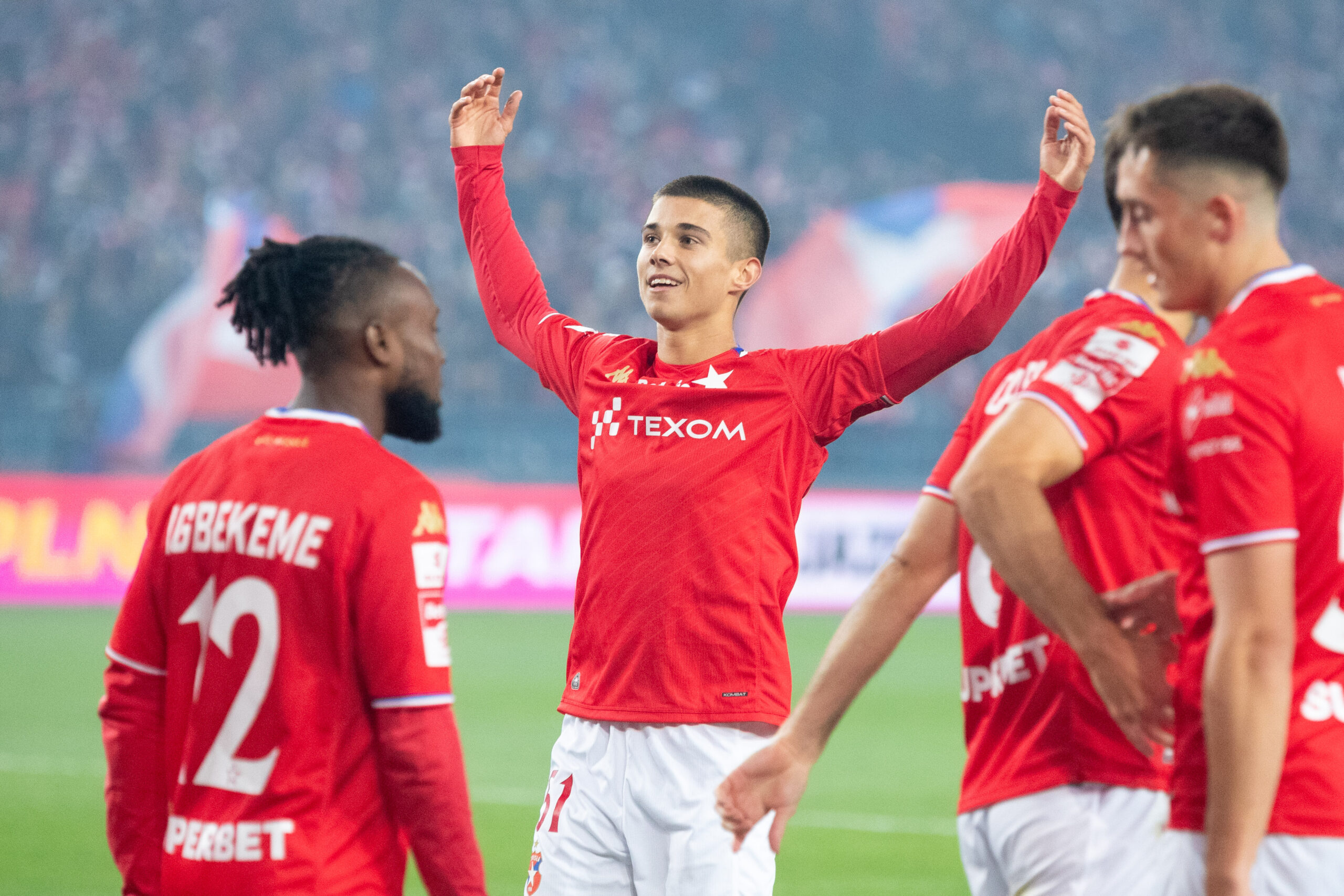 2025.10.05 Krakow
pilka nozna Betclic 1 Liga Sezon 2025/2026 
Wisla Krakow - Ruch Chorzow
N/z Maciej Kuziemka, bramka radosc zawodnikow, Gol
Foto Michal Kedzierski / PressFocus

2025.10.05 Krakow
Football Polish league, second level Season 2025/2026 Wisla Krakow - Ruch Chorzow
Maciej Kuziemka, bramka radosc zawodnikow, Gol
Credit: Michal Kedzierski / PressFocus