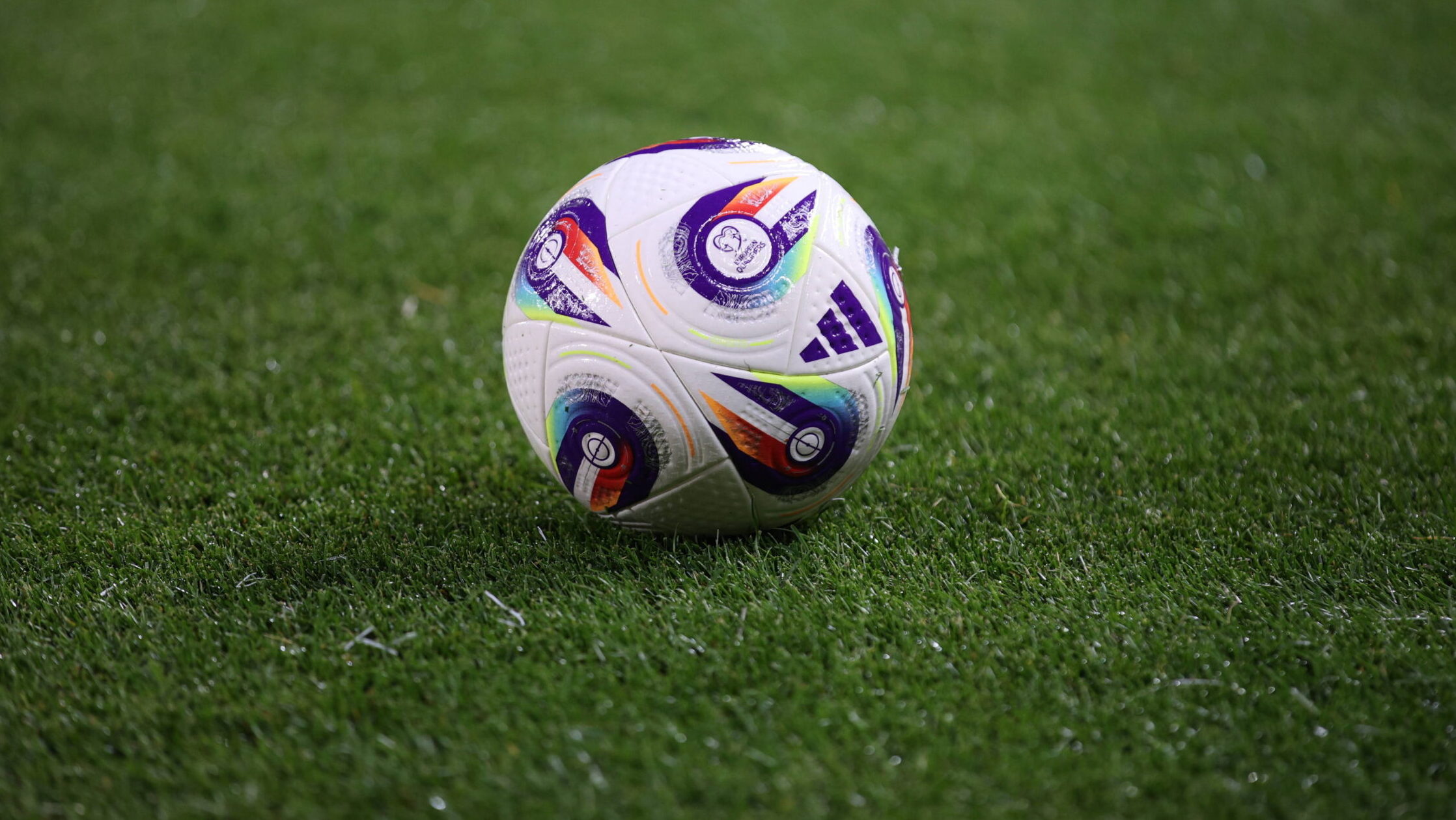 European Qualifiers 2024-2026: osterreich - San Marino, 09.10.2025 European Qualifiers 20242026: osterreich gegen San Marino im Ernst Happel Stadion in Wien. Ein Landerspiel voller Emotionen, Leidenschaft und Spannung auf dem Weg zur Weltmeisterschaft. Das Bild zeigt Matchball. *** European Qualifiers 2024 2026 Austria San Marino, 09 10 2025 European Qualifiers 2024-2026 Austria vs San Marino at the Ernst Happel Stadium in Vienna An international match full of emotion, passion and excitement on the road to the World Cup The picture shows match ball Copyright: xBEAUTIFULxSPORTS/Rainerx
2025.10.09 Wieden
pilka nozna , eliminacje , kwalifikacje do Mistrzostw Swiata 2026
Austria - San Marino
Foto IMAGO/PressFocus

!!! POLAND ONLY !!!