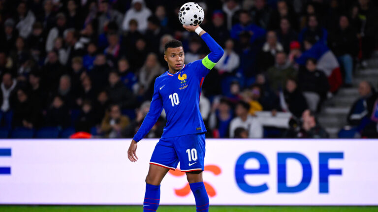 Kylian Mbappe ( 10 - France ) during the European Qualifying round match between France and Azerbaijan at Parc des Princes on October 10, 2025 in Paris, France. ( Photo by Federico Pestellini / PsnewZ ) - - Photo :  Federico Pestellini / Federico Pestellini / Psnewz / SIPA /00315585_0071//Credit:PSNEWZ/SIPA/2510102236
2025.10.10 Paryz
pilka nozna , eliminacje , kwalifikacje do mistrzostw swiata 2026
Francja - Azerbejdzan
Foto PSNEWZ/SIPA/PressFocus

!!! POLAND ONLY !!!