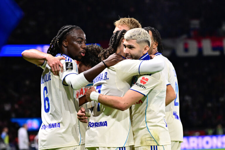 Diego Moreira ( 7 - Strasbourg ) celebrates with teammates during the Ligue 1 match between Paris Saint Germain and RC Strasbourg Alsace at Parc Des Princes on October 16 , 2025 in Paris, France. ( Photo by Federico Pestelini / PsnewZ ) - - Photo :  Federico Pestelini / Federico Pestellini / Psnewz / SIPA /00315964_0084//Credit:PSNEWZ/SIPA/2510172147
2025.10.17 Paryz
pilka nozna liga francuska
Paris Saint-Germain - RC Strasbourg
Foto PSNEWZ/SIPA/PressFocus

!!! POLAND ONLY !!!