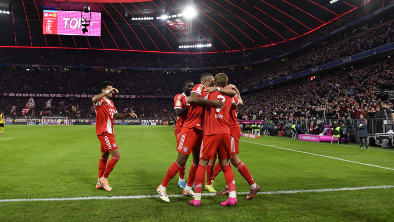 TOR zum 1:0 Harry Kane FC Bayern Muenchen FCB 09 Torjubel Luis Diaz FC Bayern Muenchen FCB 14 Dayot Upamecano FC Bayern Muenchen FCB 02 FC Bayern Muenchen FCB vs Borussia Dortmund BVB Classico 18.10.2025 DFL REGULATIONS PROHIBIT ANY USE OF PHOTOGRAPHS AS IMAGE SEQUENCES AND/OR QUASI-VIDEO FC Bayern Muenchen FCB vs Borussia Dortmund BVB Classico *** GOAL at 1 0 Harry Kane FC Bayern Muenchen FCB 09 Goal celebration Luis Diaz FC Bayern Muenchen FCB 14 Dayot Upamecano FC Bayern Muenchen FCB 02 FC Bayern Muenchen FCB vs Borussia Dortmund BVB Classico 18 10 2025 DFL REGULATIONS PROHIBIT ANY USE OF PHOTOGRAPHS AS IMAGE SEQUENCES AND OR QUASI VIDEO FC Bayern Muenchen FCB vs Borussia Dortmund BVB Classico
2025.10.18 Monachium
pilka nozna , liga niemiecka
Bayern Monachium - Borussia Dortmund
Foto IMAGO/PressFocus

!!! POLAND ONLY !!!