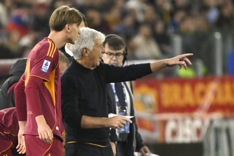 Jan Ziolkowski of AS Roma and Gian Piero Gasperini, head coach of AS Roma during the Serie A 2025/2026 football match between AS Roma and FC Internazionale at Stadio Olimpico in Rome (Italy), October 18, 2025./Sipa USA *** No Sales in France and Italy ***
2025.10.18 Rzym
pilka nozna liga wloska
AS Roma - Inter Mediolan
Foto Insidefoto/SIPA USA/PressFocus

!!! POLAND ONLY !!!