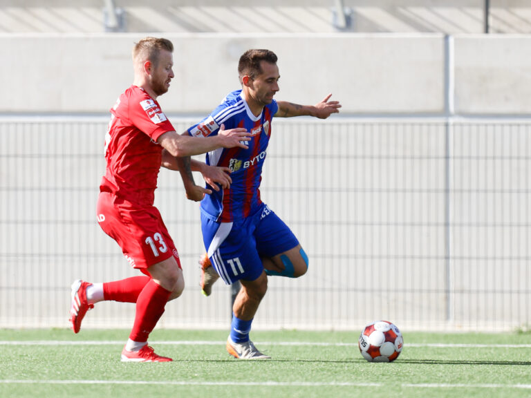 2025.10.19 Bytom
Pilka nozna Betclic 1 Liga Sezon 2025/2026
Polonia Bytom - Odra Opole
N/z Konrad Andrzejczak Adrian Purzycki
Foto Sebastian Sienkiewicz / PressFocus

2025.10.19 Bytom
Football - Polish Betclic 1 Liga Season 2025/2026
Polonia Bytom - Odra Opole
Konrad Andrzejczak Adrian Purzycki
Credit: Sebastian Sienkiewicz / PressFocus