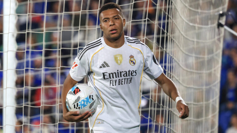 Spain - Getafe CF vs Real Madrid CF - 19/10/2025 SPAIN, GETAFE, OCTOBRE 19. Kylian Mbappe of Real Madrid during the LaLiga EA Sports football match between Getafe CF and Real Madrid CF on Octobre 19, 2025, at Coliseum Alfonso Perez in Getafe, Spain. Photo by Manuel Blondeau/ AOP.Press Getafe Coliseum Alfonso Perez Spain Copyright: x ManuelxBlondeau/AOP.Pressx AOP20251019-0128
2025.10.19 Madryt
pilka nozna , liga hiszpanska
Getafe CF - Real Madryt
Foto IMAGO/PressFocus

!!! POLAND ONLY !!!