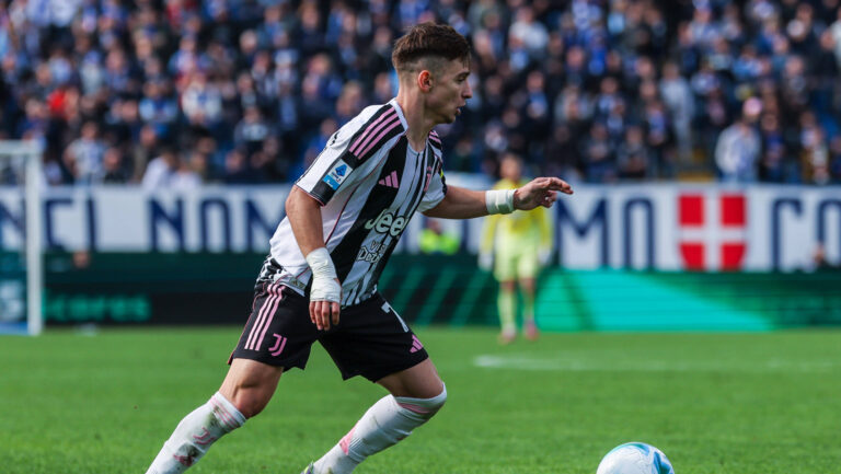 Como 1907 vs Juventus FC - Serie A 2025/26 - 19/10/2025 Francisco Conceicao of Juventus FC seen in action during Serie A 2025/26 football match between Como 1907 and Juventus FC at Giuseppe Sinigaglia Stadium in Como *** Como 1907 vs Juventus FC Serie A 2025 26 19 10 2025 Francisco Conceicao of Juventus FC seen in action during Serie A 2025 26 football match between Como 1907 and Juventus FC at Giuseppe Sinigaglia Stadium in Como Copyright: xBEAUTIFULxSPORTS/Carabellix
2025.10.19 Como
pilka nozna ,  liga wloska
Como 1907 - Juventus FC
Foto IMAGO/PressFocus

!!! POLAND ONLY !!!