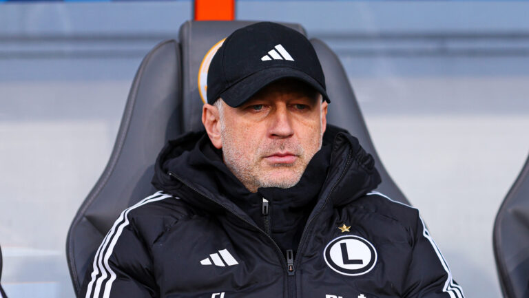 2025.10.19 Lubin
pilka nozna PKO Ekstraklasa sezon 2025/2026
KGHM Zaglebie Lubin - Legia Warszawa
N/z Edward Iordanescu (trener, head coach)
Foto Pawel Andrachiewicz / PressFocus

2025.10.19 Lubin
Football - Polish PKO Ekstraklasa season 2025/2026
KGHM Zaglebie Lubin - Legia Warszawa
Edward Iordanescu (trener, head coach)
Credit: Pawel Andrachiewicz / PressFocus
