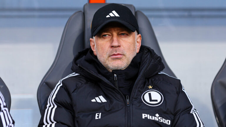 2025.10.19 Lubin
pilka nozna PKO Ekstraklasa sezon 2025/2026
KGHM Zaglebie Lubin - Legia Warszawa
N/z Edward Iordanescu (trener, head coach)
Foto Pawel Andrachiewicz / PressFocus

2025.10.19 Lubin
Football - Polish PKO Ekstraklasa season 2025/2026
KGHM Zaglebie Lubin - Legia Warszawa
Edward Iordanescu (trener, head coach)
Credit: Pawel Andrachiewicz / PressFocus