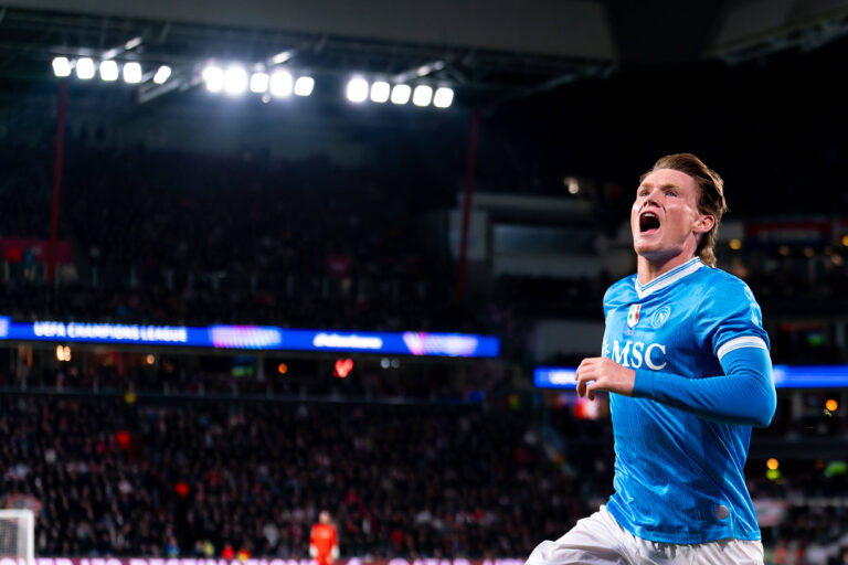 2025-10-21 PSV v SSC Napoli - UEFA Champions League 2025/26 League Phase MD3 EINDHOVEN, NETHERLANDS - OCTOBER 21: Scott McTominay of SSC Napoli celebrates after scoring the team s first goal during the UEFA Champions League 2025/26 League Phase MD3 match between PSV and SSC Napoli at Philips Stadion on October 21, 2025 in Eindhoven, Netherlands. Eindhoven Philips Stadion Netherlands Content not available for redistribution in The Netherlands directly or indirectly through any third parties. Copyright: xJorisxVerwijstx
2025.10.21 Eindhoven
pilka nozna , liga mistrzow
PSV Eindhoven - SSC Napoli
Foto IMAGO/PressFocus

!!! POLAND ONLY !!!