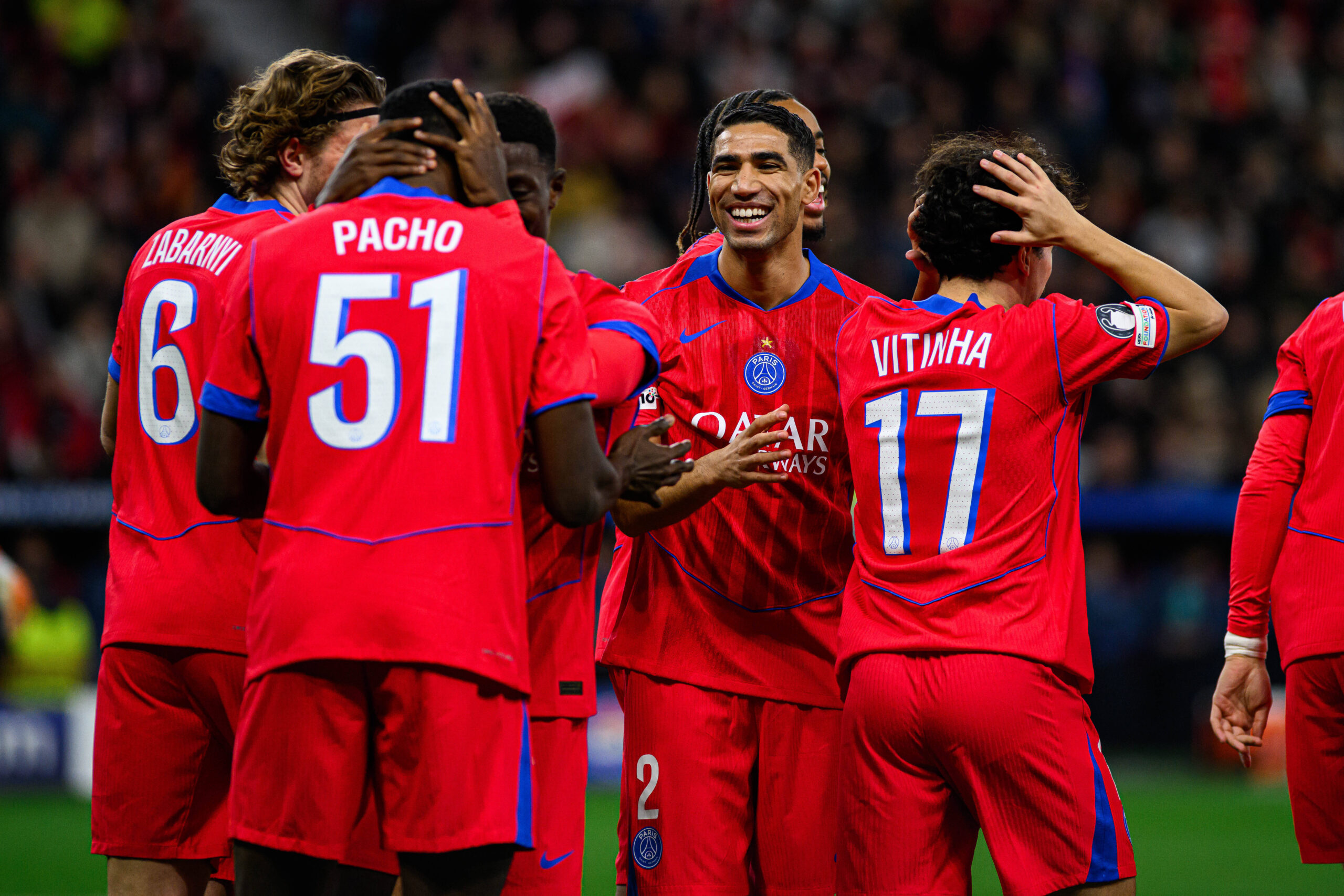 LEVERKUSEN, GERMANY - 21 OCTOBER, 2025: Achraf Hakimi, Willian Pacho, Illia Zabarnyi, Vitinha - UEFA Champions League, match Bayer Leverkusen vs Paris Saint Germain at BayArena. PUBLICATIONxNOTxINxRUS Copyright: xx
2025.10.21 Leverkusen
pilka nozna liga mistrzow
Bayer 04 Leverkusen - PSG
Foto IMAGO/PressFocus

!!! POLAND ONLY !!!