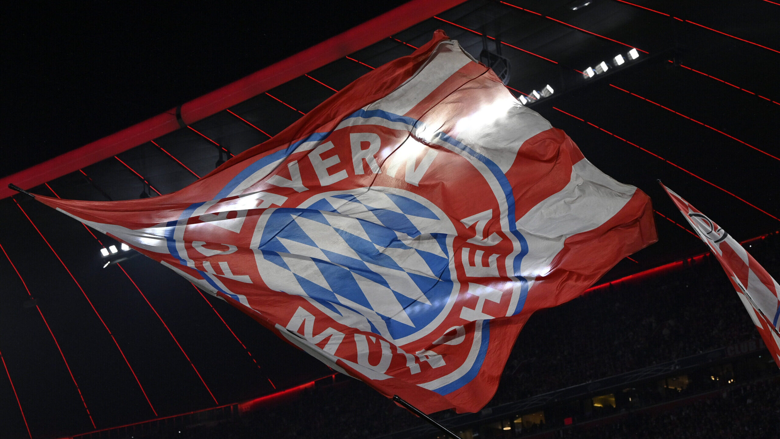 Flagge FC Bayern Logo unter Stadiondach FC Bayern Muenchen FCB vs Club Brugge FC Bruegge Spieltag 03 22.10.2025 DFL REGULATIONS PROHIBIT ANY USE OF PHOTOGRAPHS AS IMAGE SEQUENCES AND/OR QUASI-VIDEO FC Bayern Muenchen FCB vs Club Brugge FC Bruegge *** Flag FC Bayern Logo under stadium roof FC Bayern Muenchen FCB vs Club Brugge FC Bruegge Matchday 03 22 10 2025 DFL REGULATIONS PROHIBIT ANY USE OF PHOTOGRAPHS AS IMAGE SEQUENCES AND OR QUASI VIDEO FC Bayern Muenchen FCB vs Club Brugge FC Bruegge
2025.10.22 Monachium
pilka nozna , liga mistrzow
Bayern Monachium - Club Brugge
Foto IMAGO/PressFocus

!!! POLAND ONLY !!!