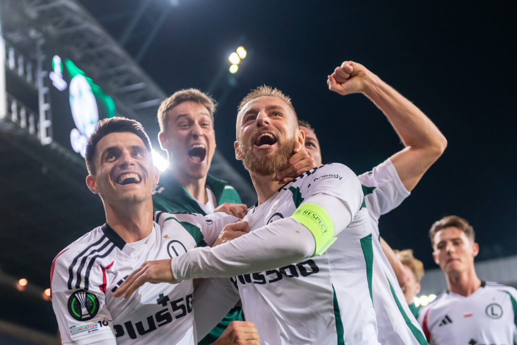 2025.10.23 Krakow
pilka nozna Faza ligowa Ligi Konferencji UEFA sezon 2025/2026
Szachtar Donieck - Legia Warszawa
N/z Rafal Augustyniak cieszynka gol bramka celebration
Foto Gleb Soboliev / PressFocus

2025.10.23 Krakow
Football - UEFA Conference League League stage season 2025/2026
Shakhtar Donieck - Legia Warsaw
Rafal Augustyniak cieszynka gol bramka celebration
Credit: Gleb Soboliev / PressFocus