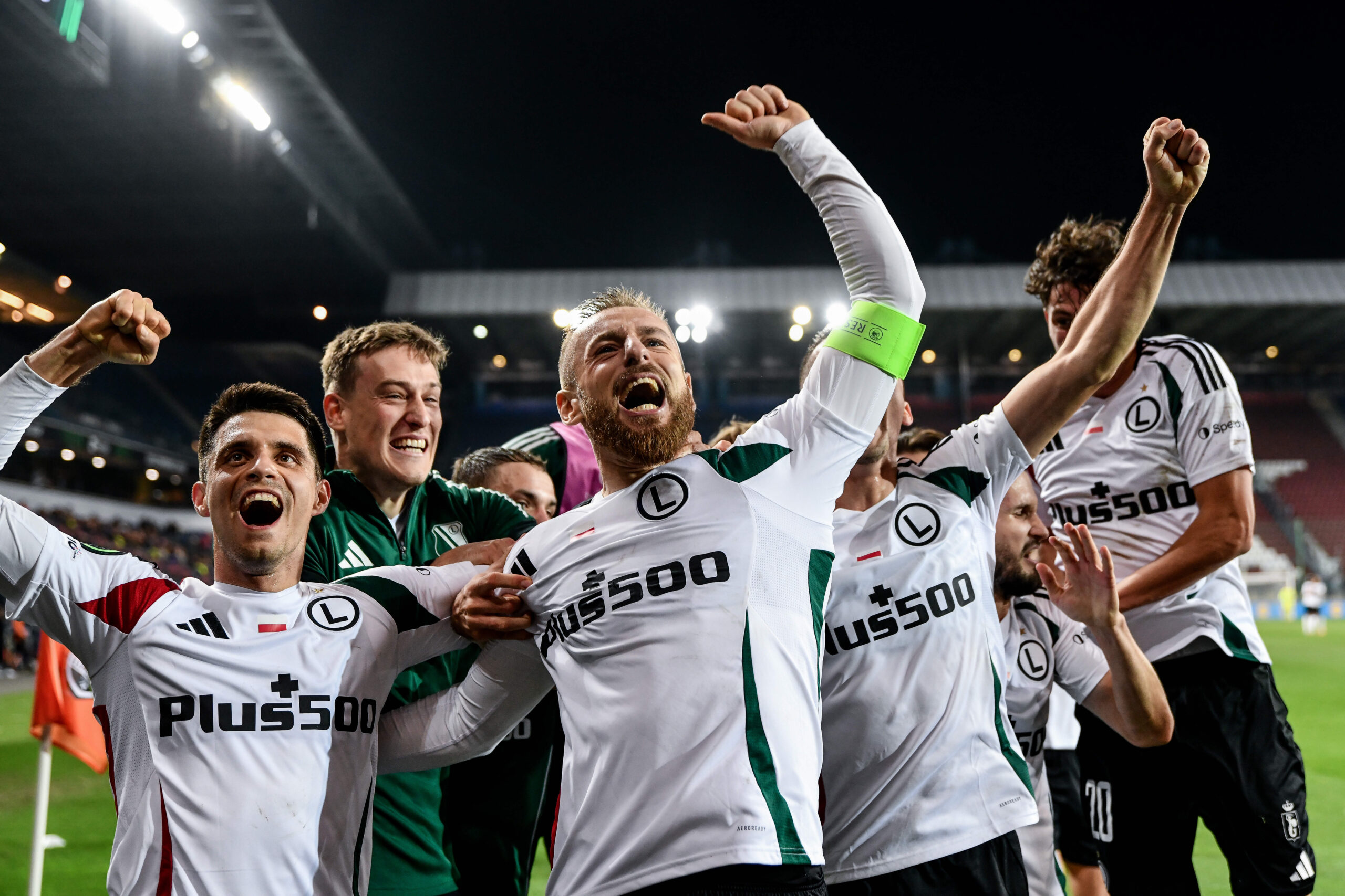 2025.10.23 Krakow
Pilka nozna Liga Konferencji UEFA sezon 2025/26 Faza ligowa 2 kolejka
Szachtar Donieck - Legia Warszawa
N/z Bartosz Kapustka Rafal Augustyniak radosc gol
Foto Mateusz Sobczak / PressFocus

2025.10.23 Krakow
Football UEFA Conference League 2025/26 season League phase Matchday 2
Shakhtar Donetsk - Legia Warsaw
Bartosz Kapustka Rafal Augustyniak radosc gol
Credit: Mateusz Sobczak / PressFocus