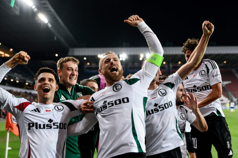 2025.10.23 Krakow
Pilka nozna Liga Konferencji UEFA sezon 2025/26 Faza ligowa 2 kolejka
Szachtar Donieck - Legia Warszawa
N/z Bartosz Kapustka Rafal Augustyniak radosc gol
Foto Mateusz Sobczak / PressFocus

2025.10.23 Krakow
Football UEFA Conference League 2025/26 season League phase Matchday 2
Shakhtar Donetsk - Legia Warsaw
Bartosz Kapustka Rafal Augustyniak radosc gol
Credit: Mateusz Sobczak / PressFocus