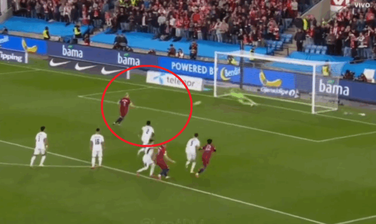 Co zrobił Haaland? Norweg marnuje dwa rzuty karne! [WIDEO]